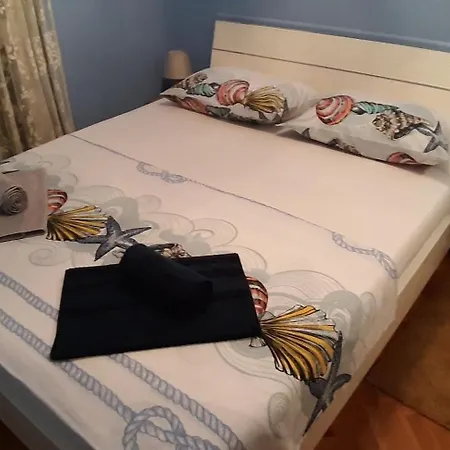 Vedran Apartment *