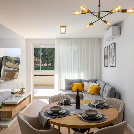 Apartment Vedran *